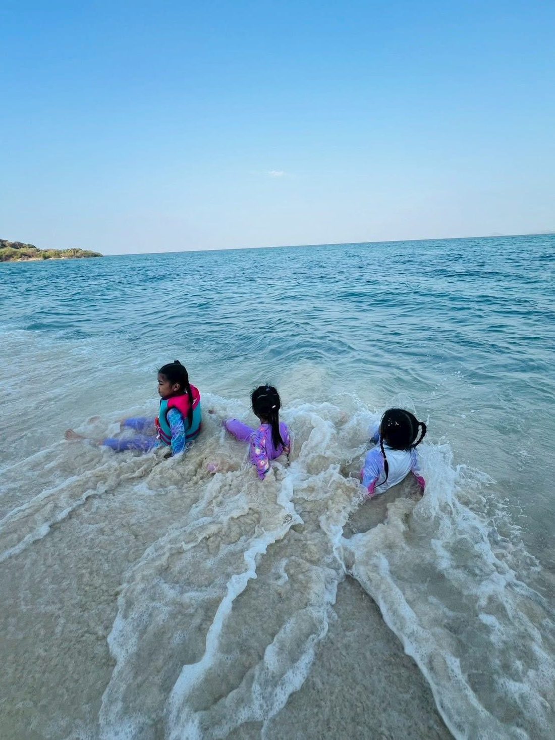 เกาะขาม & หาดทราย — ซีไซต์ ทราเวล แสมสาร